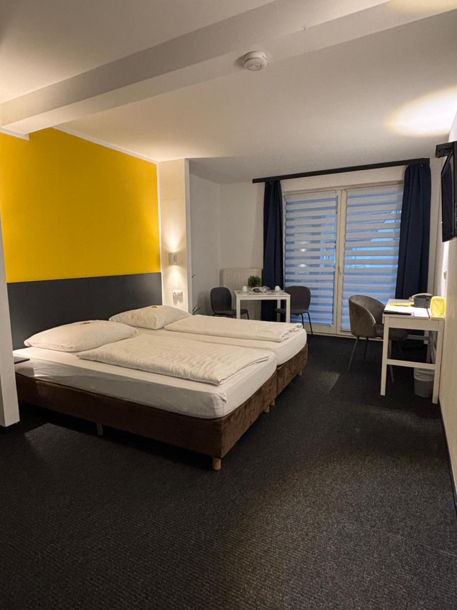 Hotel U Muelheim Free Parking Highspeed Wifi Mülheim an der Ruhr Eksteriør billede