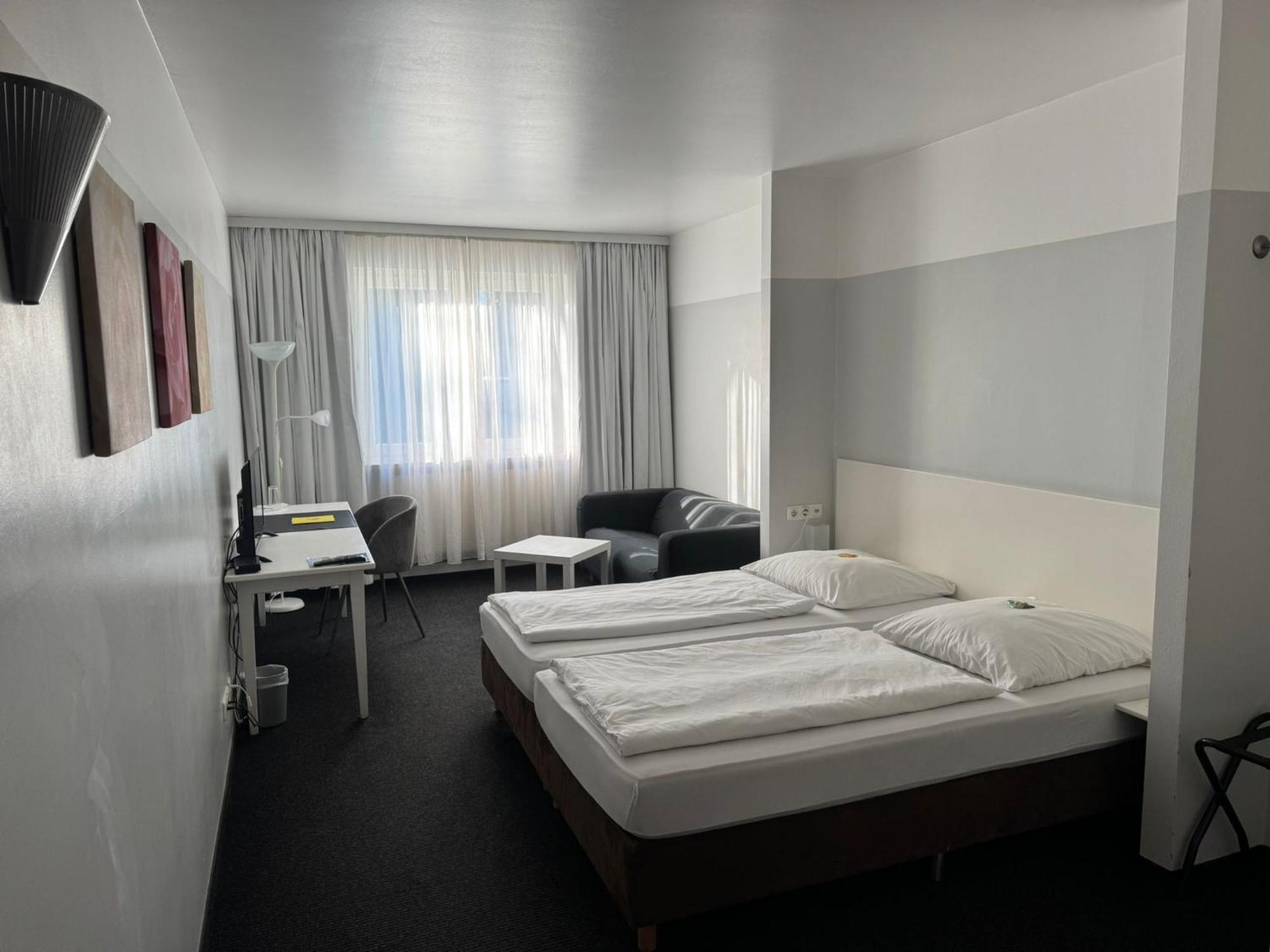Hotel U Muelheim Free Parking Highspeed Wifi Mülheim an der Ruhr Eksteriør billede